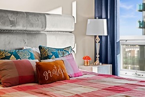 Modern Calgary Apartments - Calgary 1320 1St SE 1503 P4 2Bd 2bath