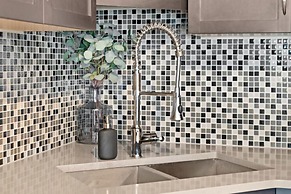 Modern Calgary Apartments - Calgary 1320 1St SE 1503 P4 2Bd 2bath