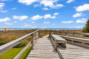 Ocean Pier Beach-view Condos