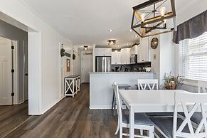 Ocean Pier Beach-view Condos