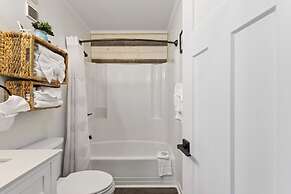 Ocean Pier Beach-view Condos