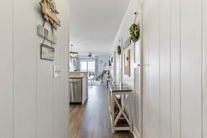 Ocean Pier Beach-view Condos