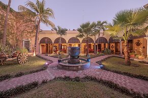 Hotel Plaza del Fuerte by Balderrama Hotel Collection