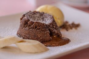 Hotel Plaza del Fuerte by Balderrama Hotel Collection