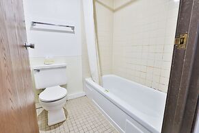 OYO Hotel Pipestone MN, Canterbury Park