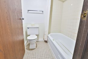 OYO Hotel Pipestone MN, Canterbury Park