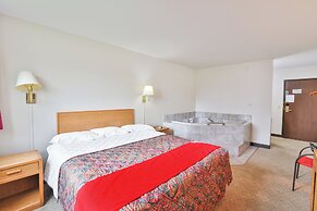 OYO Hotel Pipestone MN, Canterbury Park