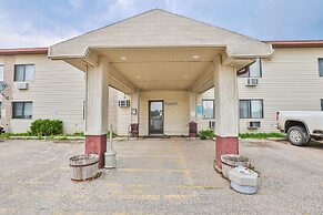 OYO Hotel Pipestone MN, Canterbury Park