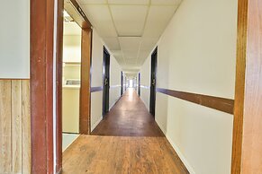 OYO Hotel Pipestone MN, Canterbury Park