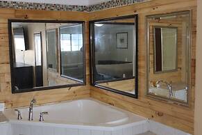 Grand Motel Inn and Suites of Reform  AL