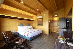 Justa Cliffend Resort & Spa, Mashobra