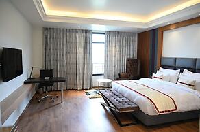 Justa Cliffend Resort & Spa, Mashobra