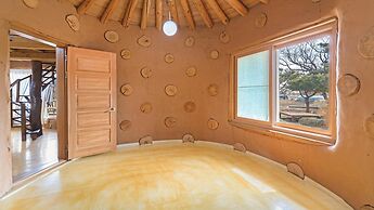 Ganghwa Nadeulgilheulgjib