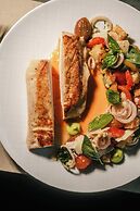 M Boutique Hotel - Designed for Adults