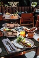 M Boutique Hotel - Designed for Adults