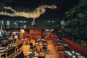 M Boutique Hotel - Designed for Adults