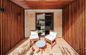 M Boutique Hotel - Designed for Adults