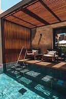 M Boutique Hotel - Designed for Adults