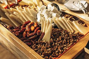 M Boutique Hotel - Designed for Adults