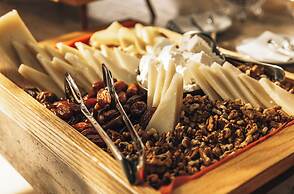 M Boutique Hotel - Designed for Adults