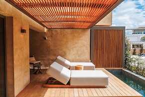 M Boutique Hotel - Designed for Adults