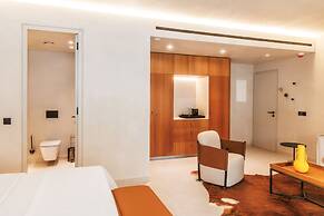 M Boutique Hotel - Designed for Adults