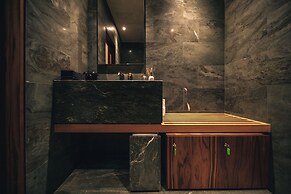 M Boutique Hotel - Designed for Adults