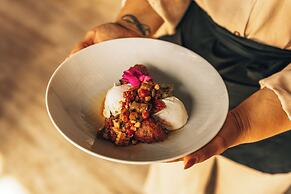 M Boutique Hotel - Designed for Adults