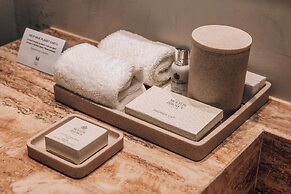 M Boutique Hotel - Designed for Adults