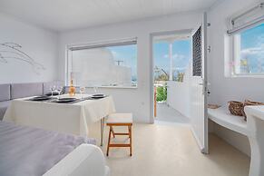 Bella View Mykonos Town Suites