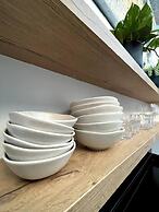 Design Led 1 bed in Cosmopolitan Queens Park