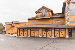 First Floor 3 BR Condo, Northern Bay Golf Course by RedAwning