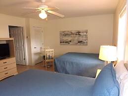 2302 2 Bedroom Villa by RedAwning