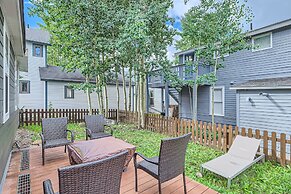 The Powder Chalet 3 Bedroom Home by RedAwning