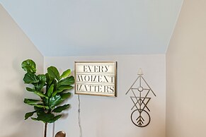 The Powder Chalet 3 Bedroom Home by RedAwning