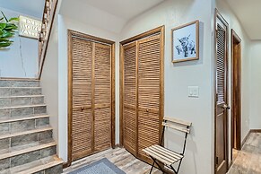 The Powder Chalet 3 Bedroom Home by RedAwning