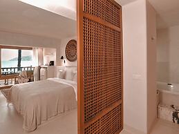 Perios Beach House - Adults Only