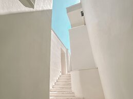 Perios Beach House - Adults Only