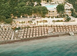 Perios Beach House - Adults Only