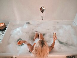 Perios Beach House - Adults Only