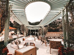 Perios Beach House - Adults Only