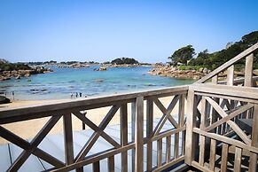 Logis Hôtel Saint-Guirec et de la Plage