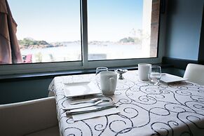 Logis Hôtel Saint-Guirec et de la Plage