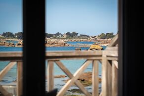Logis Hôtel Saint-Guirec et de la Plage