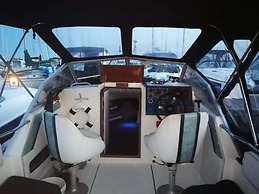 Bed on a Boat Holiday in the Heart of Torquay