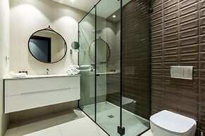 Dhotel