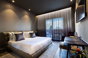 Dhotel