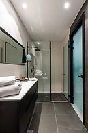 Dhotel