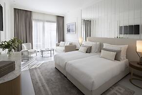 Dhotel