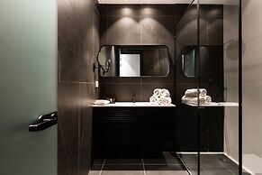 Dhotel